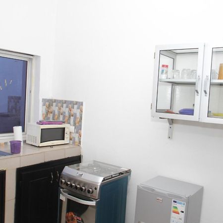 "La Coquille", Joli Loft, Moderne, Propre, Sur Et Calme Au Coeur De Saly Apartment Екстериор снимка