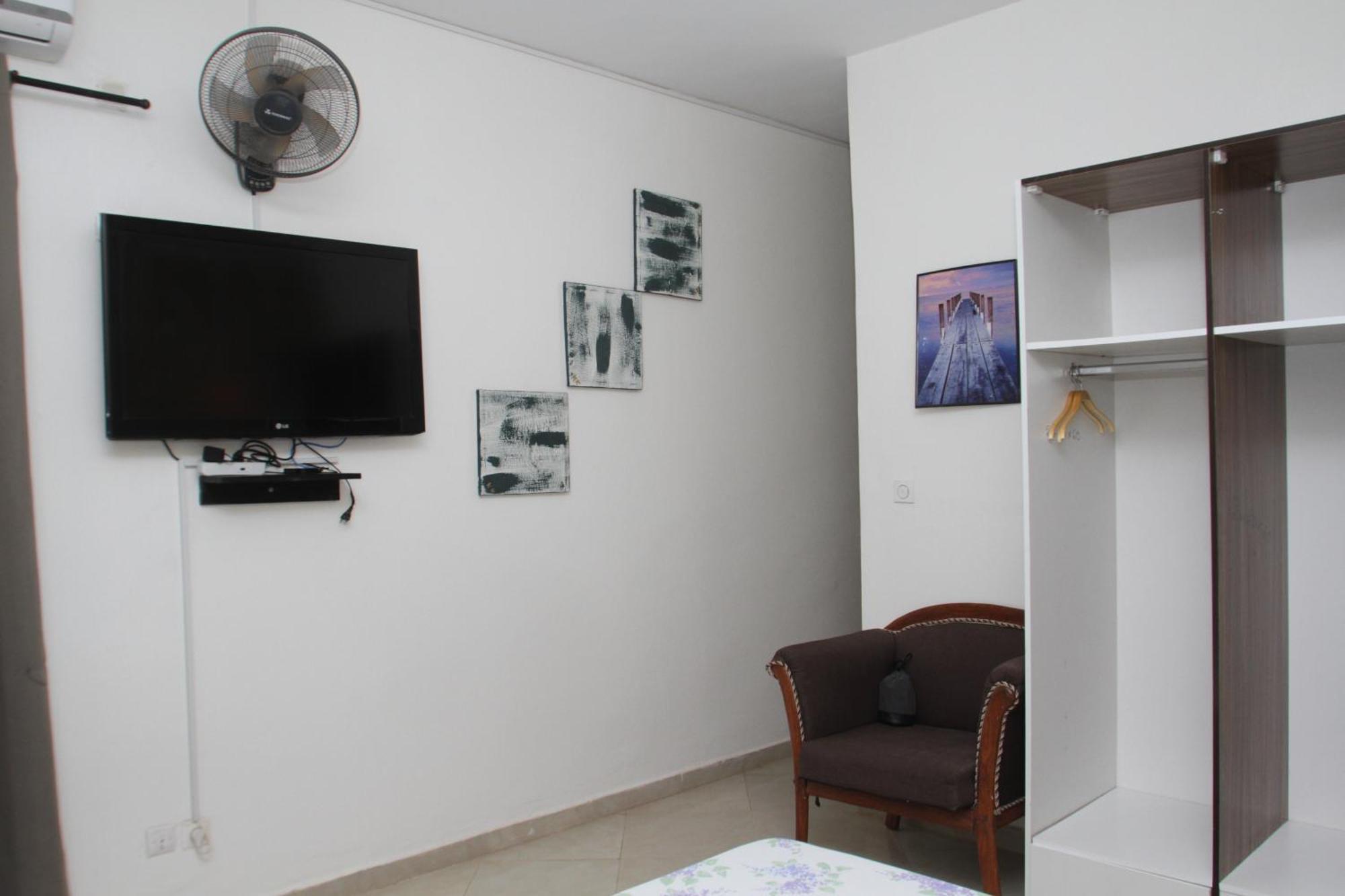 "La Coquille", Joli Loft, Moderne, Propre, Sur Et Calme Au Coeur De Saly Apartment Екстериор снимка